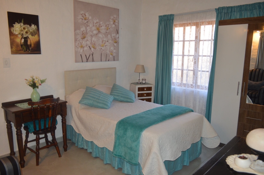 5 Bedroom Property for Sale in Wilkoppies North West